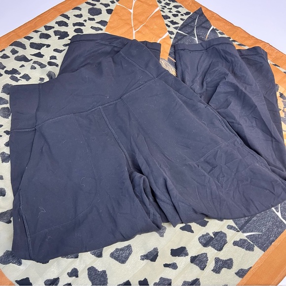 Lululemon Align Wide Leg Crop - Picture 3 of 4